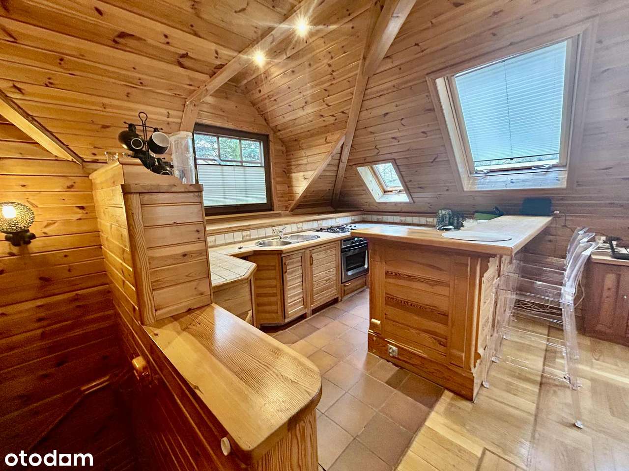 Dom 210 m² z dużą działką w Podkowie Leśnej, starsza część do remontu - Pełny obrazek: 4/16