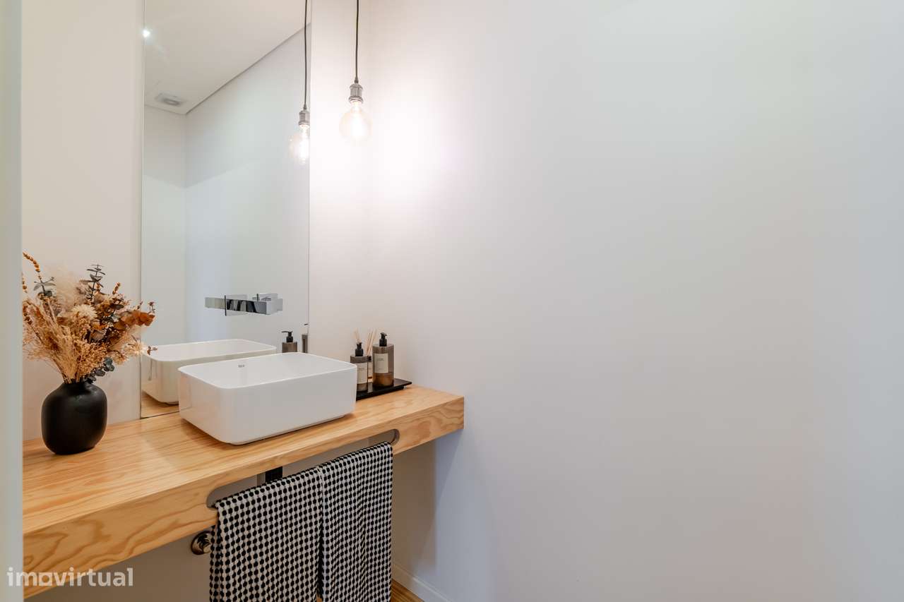 Moradia V4 em Braga,c/Suíte,Terraços e Garagem-20