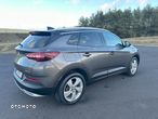 Opel Grandland X 1.2 T GPF Design&Tech S&S - 11