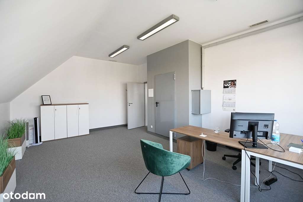 NIeruchomość handlowo biurowa-4