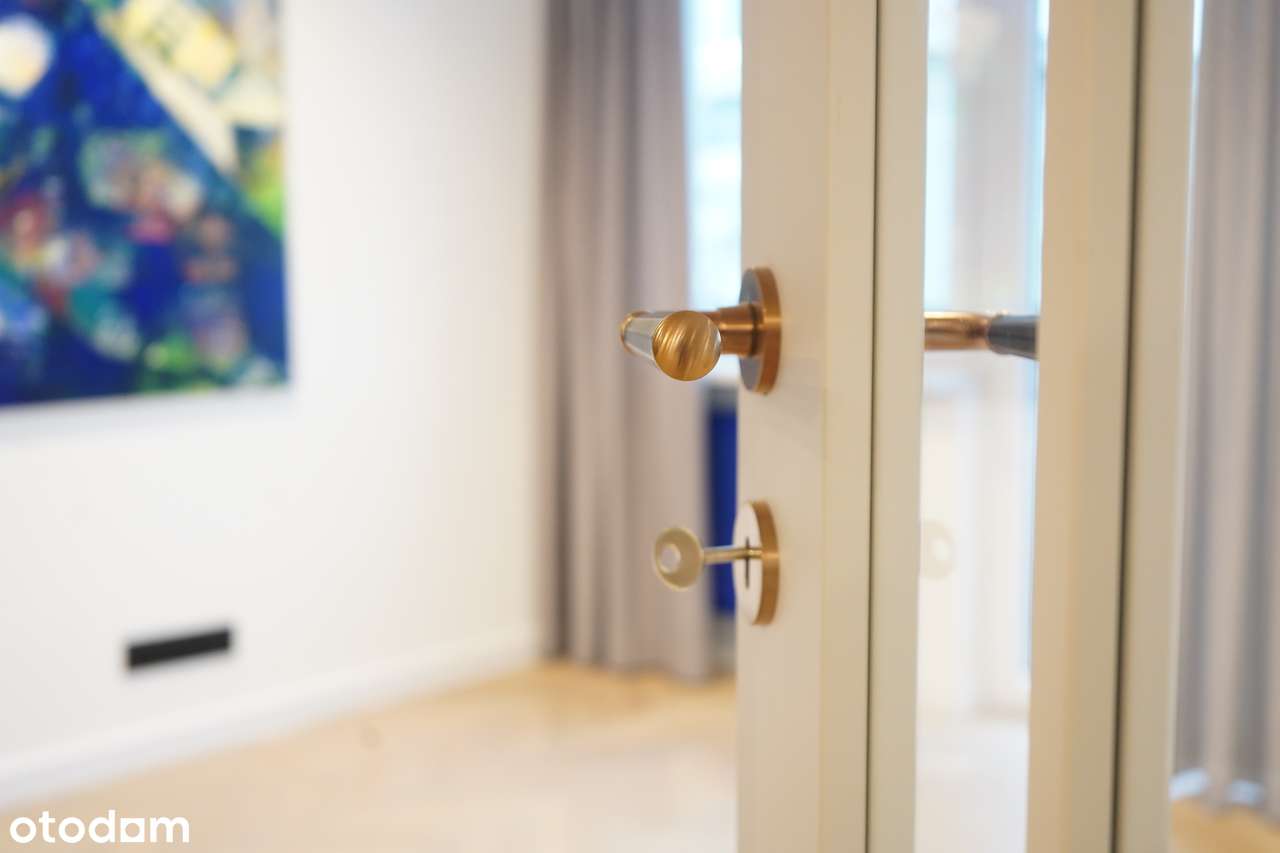 Unikalny apartament z fenomenalnym widokiem na panoramę Warszawy-7