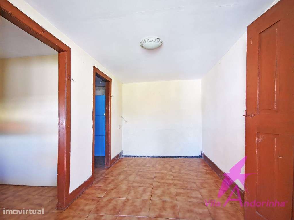 Moradia Térrea em Santa Marta de Portuzelo-13
