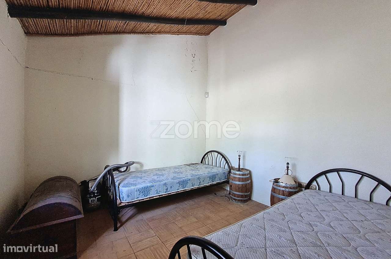 Moradia isolada T2 com terreno em Perna Seca, Messines - Grande imagem: 4/35