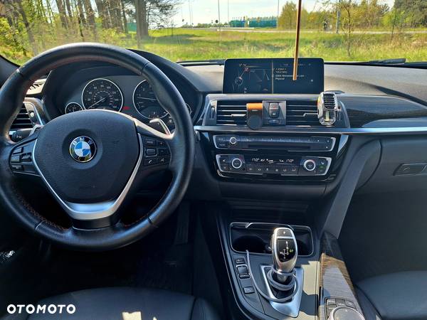 BMW Seria 3 328i - 19