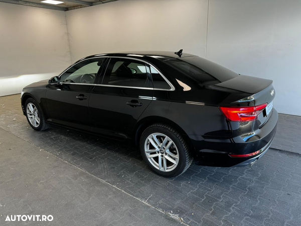 Audi A4 2.0 TDI S tronic Sport - 22