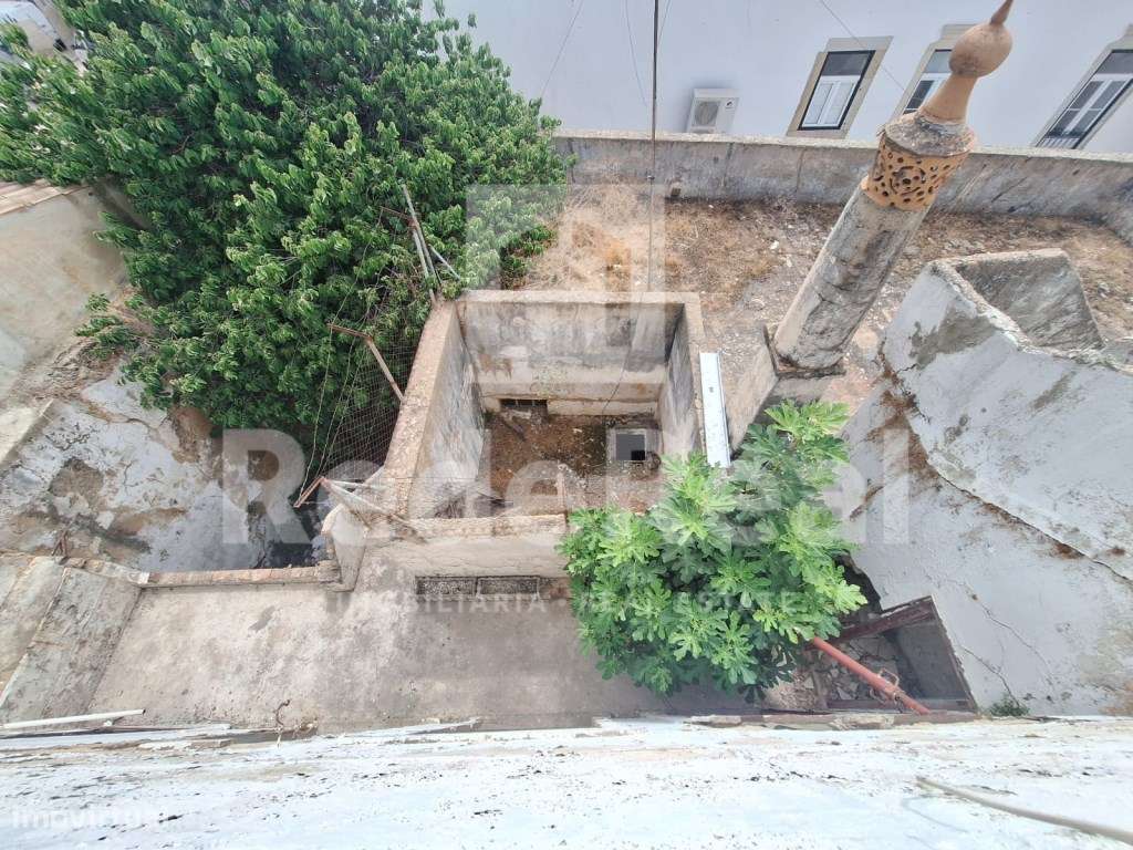 Moradia T4 em Banda na Baixa da Cidade de Faro - Grande imagem: 5/35