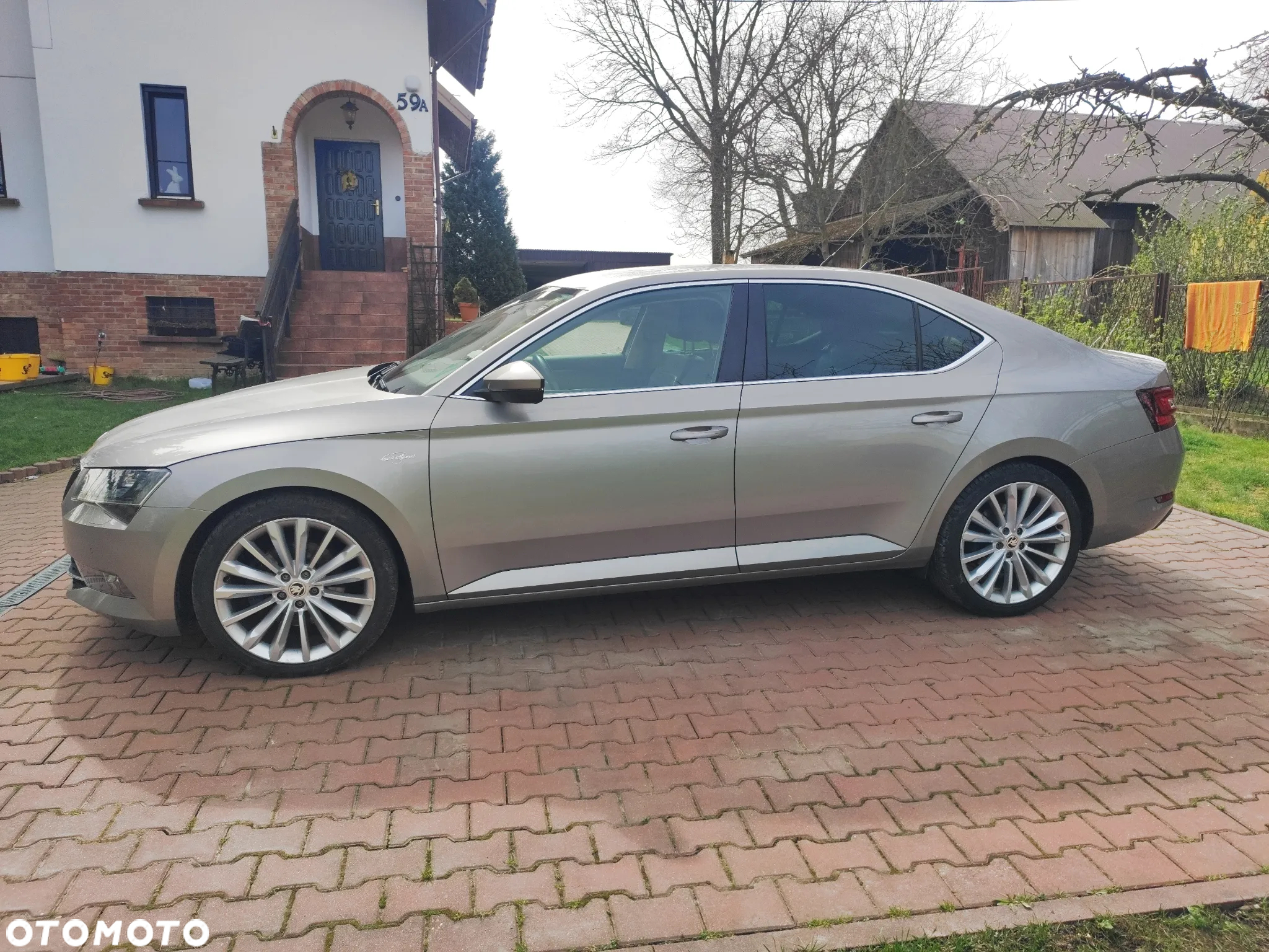 Skoda Superb 2.0 TDI 4x4 L&K DSG - 4