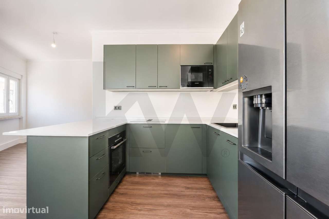 T3 totalmente remodelado junto ao Jardim da Parada | Campo de Ourique-12
