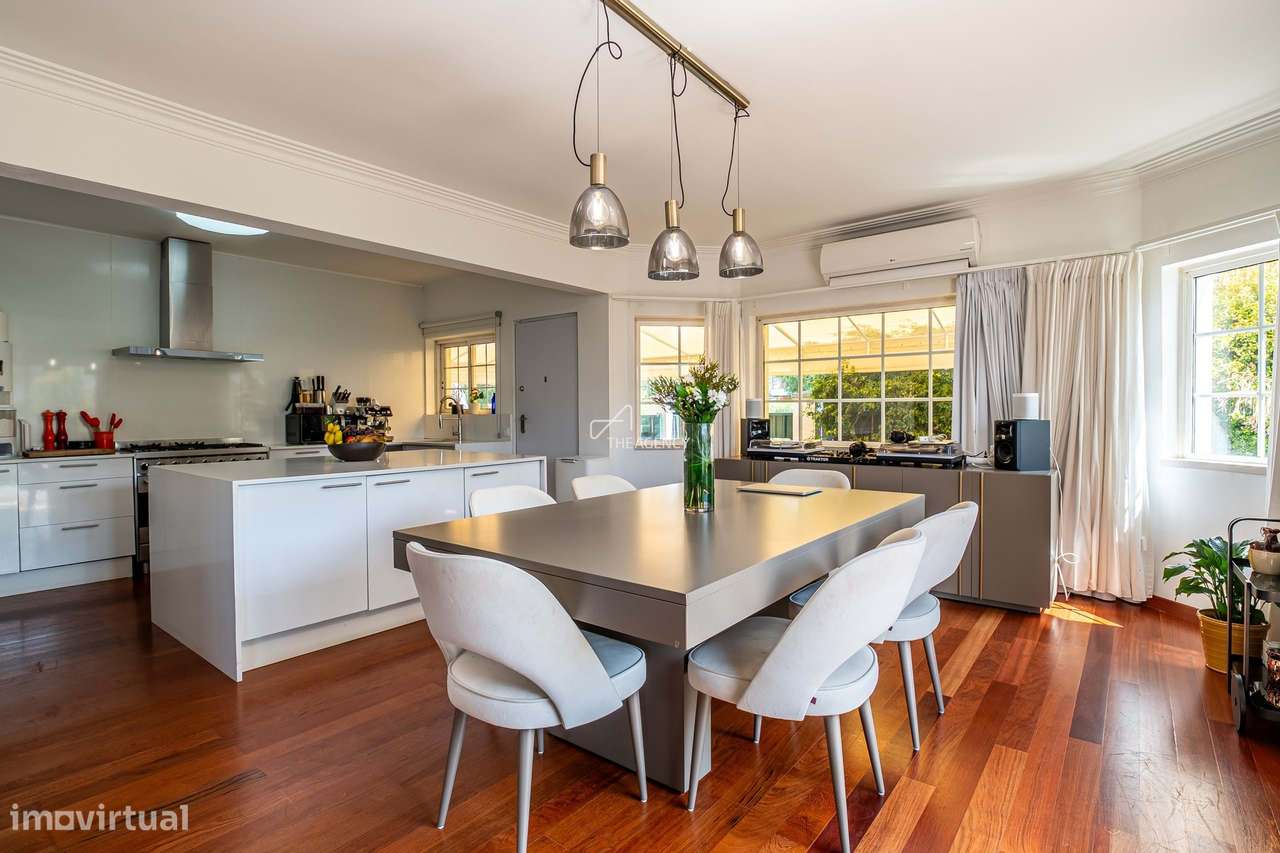 Moradia Independente no Estoril com 4 Quartos, Piscina e Garagem-6