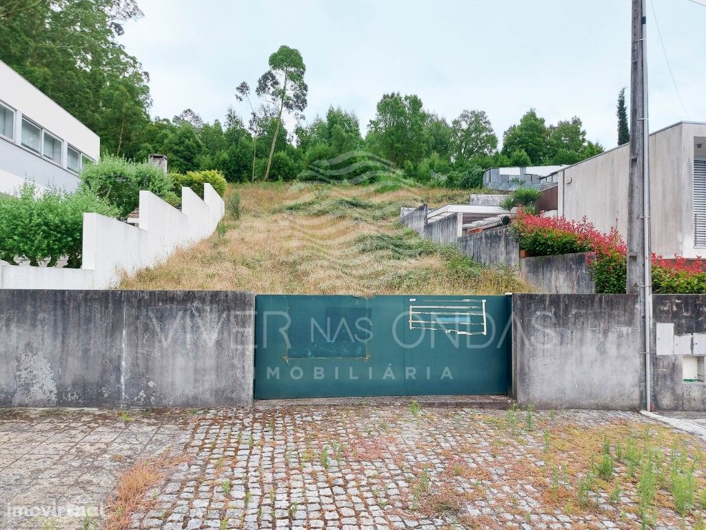 Terreno urbano para construção de mor...