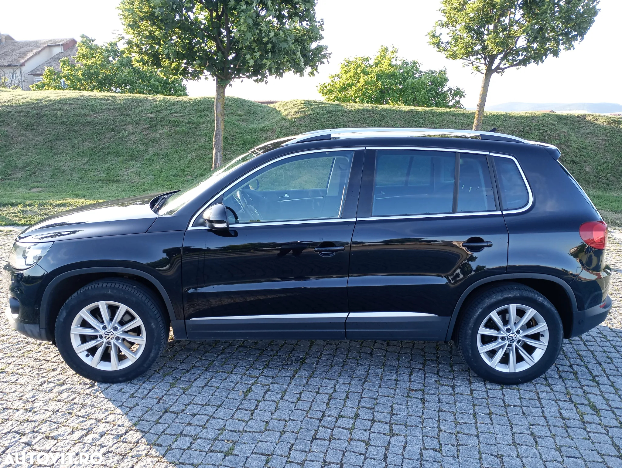 Volkswagen Tiguan - 23