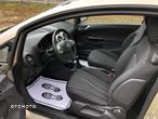 Opel Corsa 1.4 16V Cosmo - 9