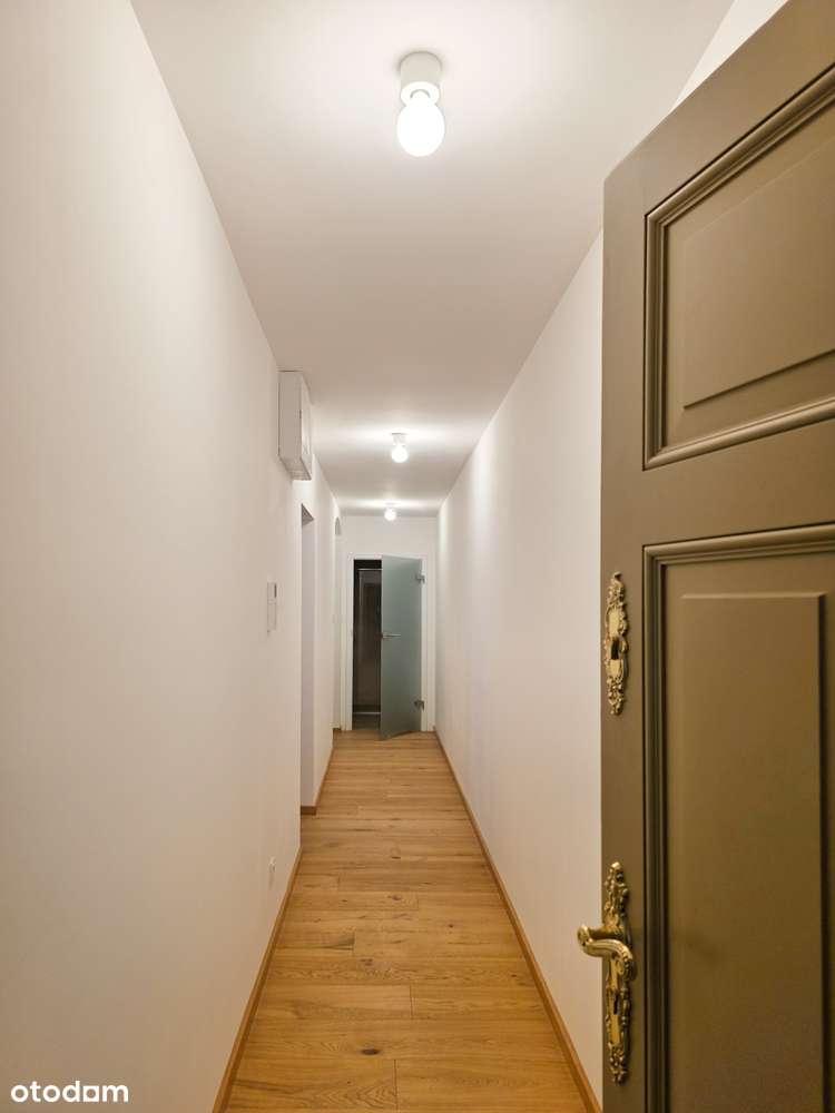 Unikatowy loft w sercu Poznania – cegła – szklane sufity -dwupoziomowy-14