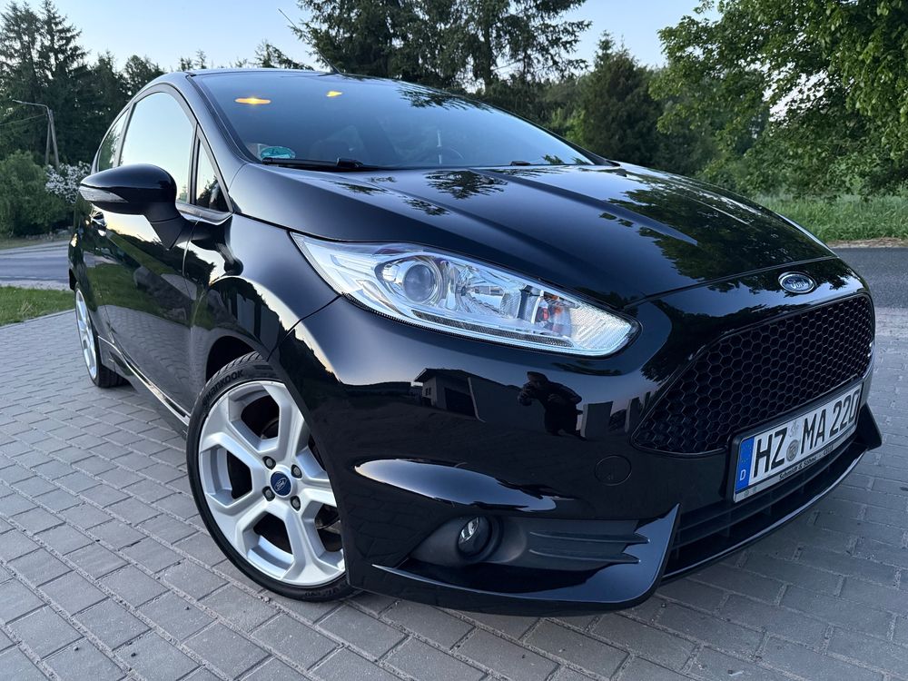 Ford Fiesta Mk7 ST 2013