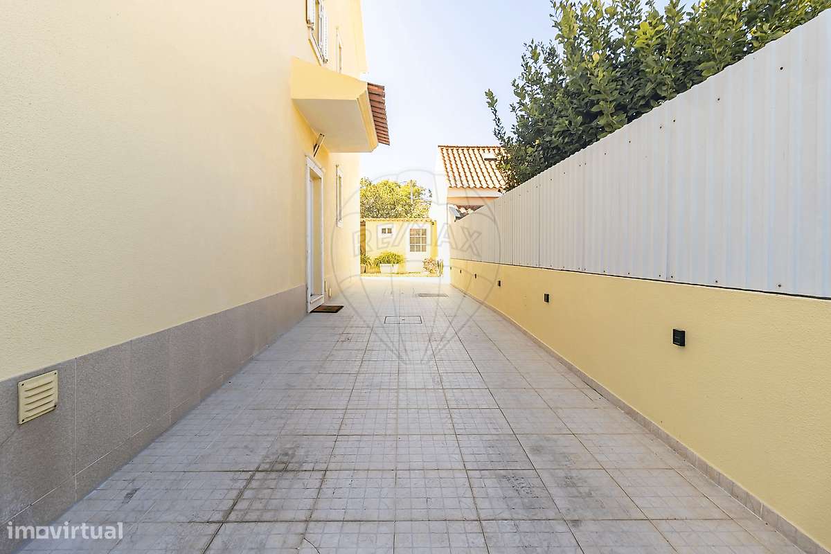 Moradia T2 para venda-5