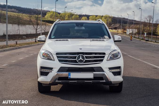 Mercedes-Benz ML 300 CDI BlueEfficiency Aut - 4