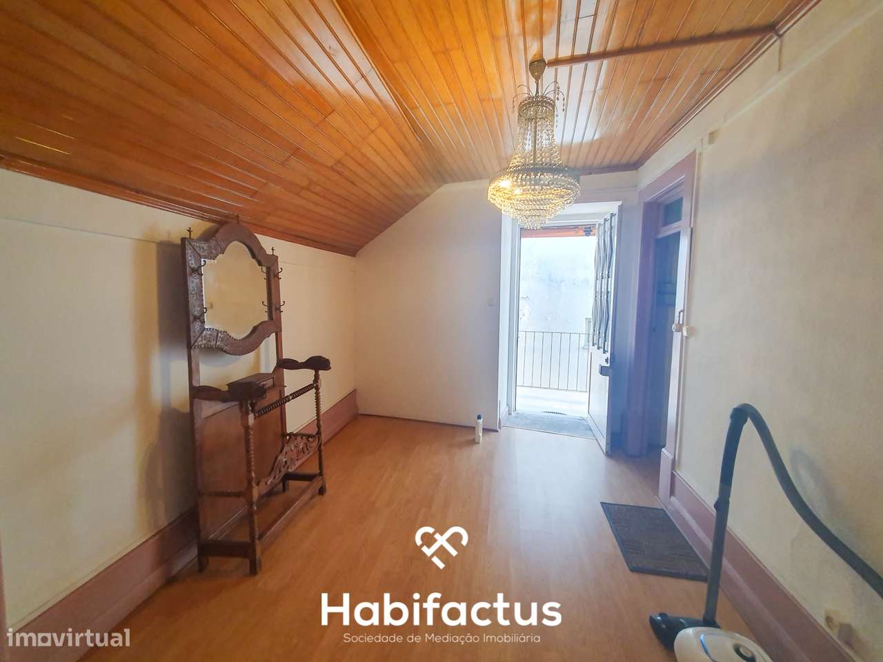 Prédio á venda com 3 apartamentos em Paranhos da Beira - Seia - Guarda-36