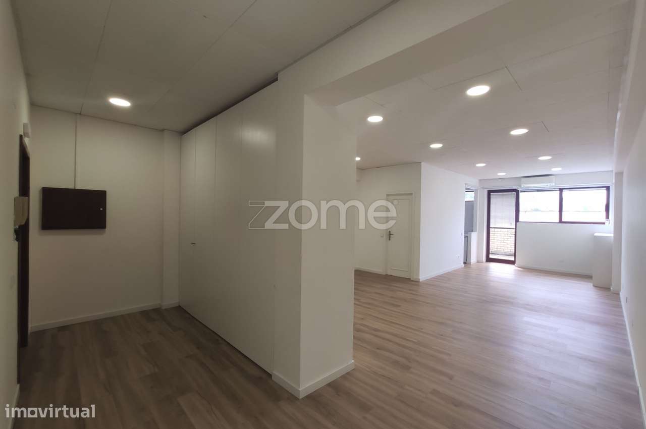 Escritório no Centro da Maia - Grande imagem: 2/21