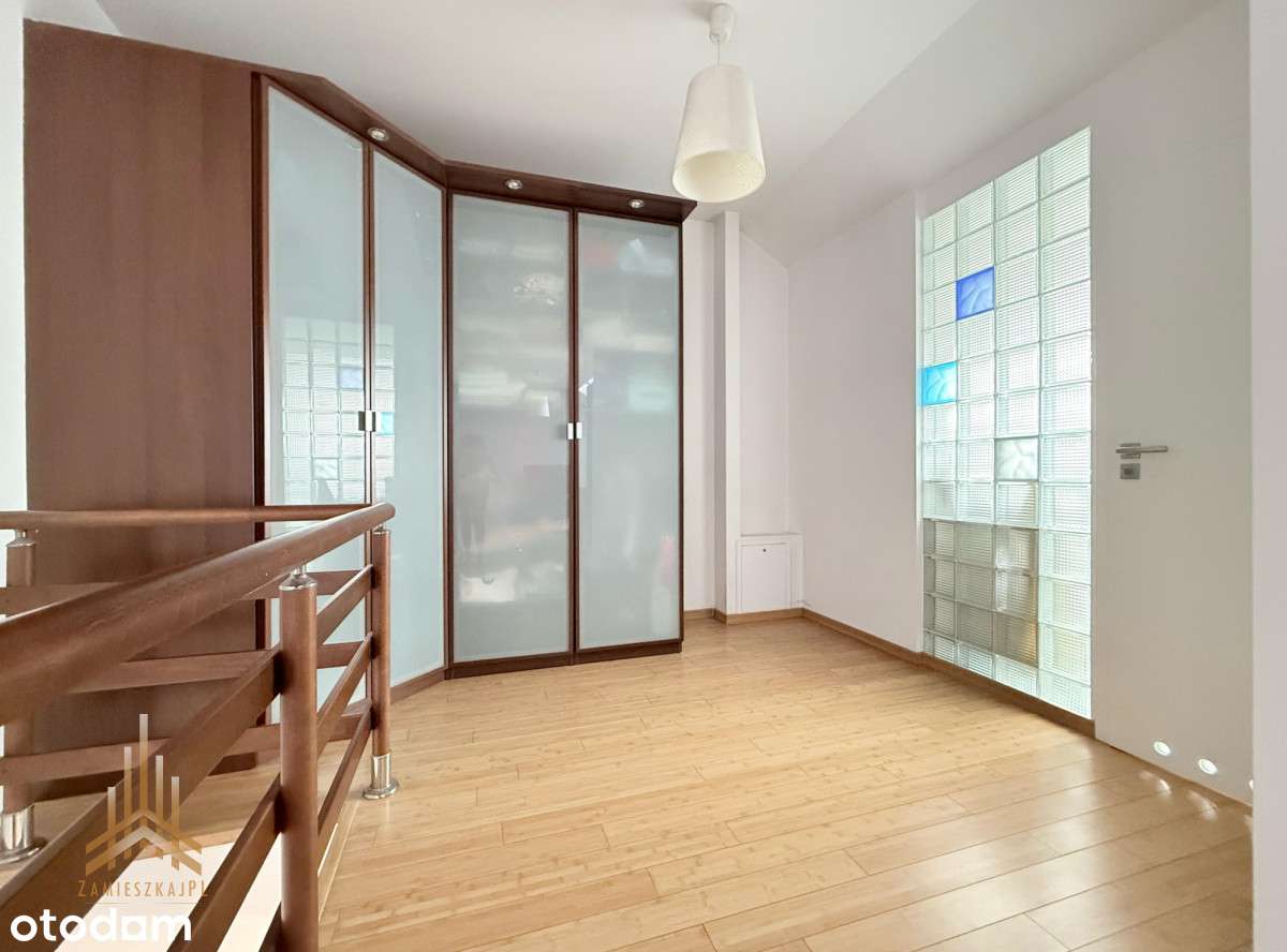 Batalionów Chłopskich/Lazurowa-> 2 poziomy + garaż-17