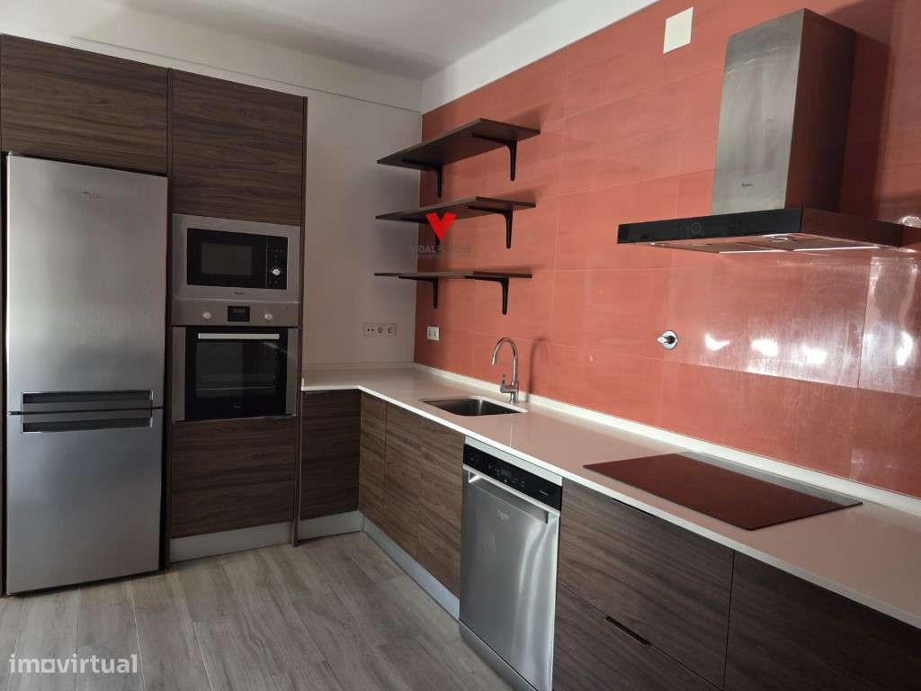 Apartamento T4 na Av Roma - Alvalade-12
