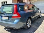 Volvo V70 - 3