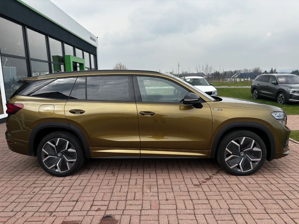 SKODA KODIAQ Kodiaq Sportline 2,0 TDI 193 KM 7-biegowa DSG 4x4