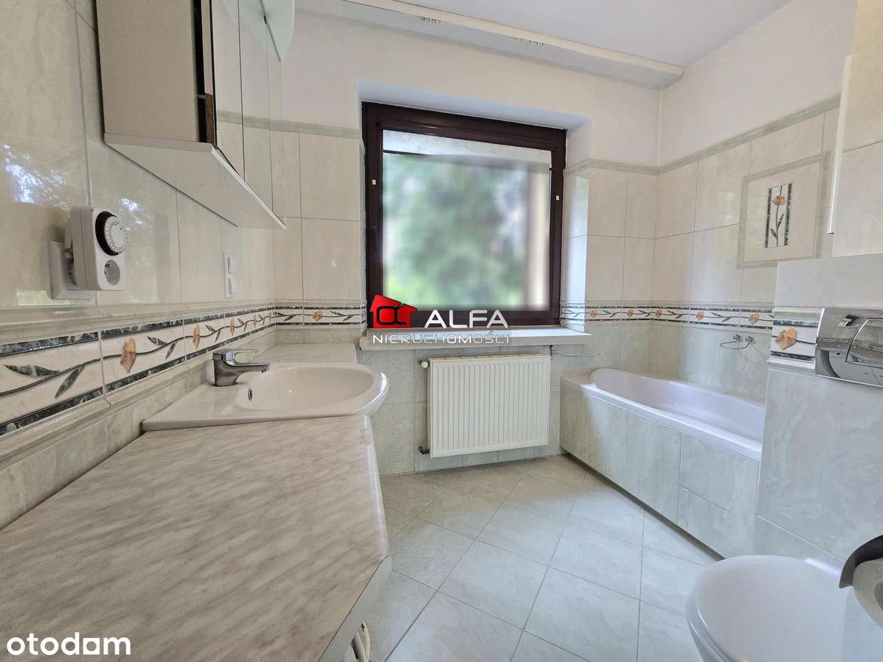 Przestronny dom wolnostojący w okolicach Centrum-10