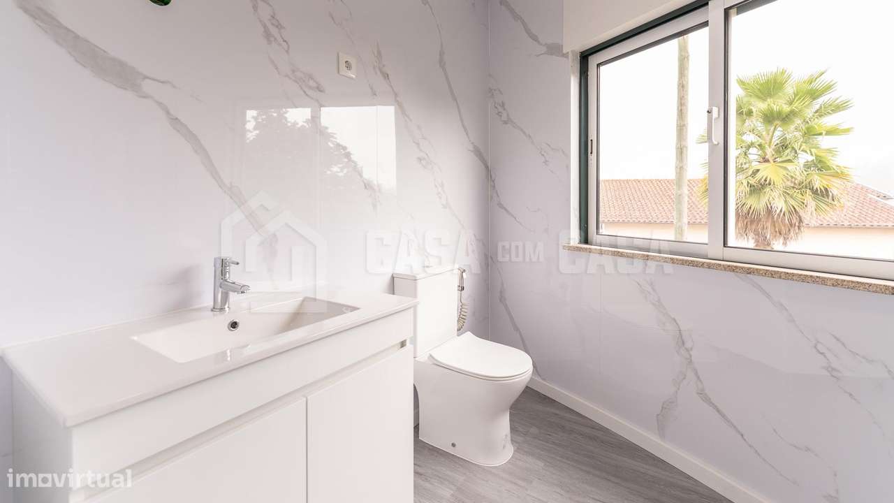 Moradia V3 em São Miguel de Outeiro - Grande imagem: 5/10