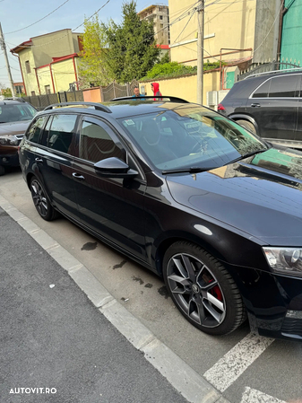 Skoda Octavia 2.0 TDI DSG RS - 12