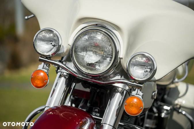 Harley-Davidson Touring Electra Glide - 12