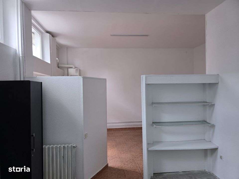 Inchiriere spatiu comercial – zona Precista, Piatra Neamt - Imagine principală: 3/8