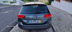 VW Passat Variant 1.6 TDI BlueMotion - 11