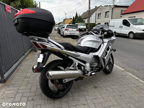 Yamaha FJR - 5