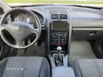 Peugeot 407 2.0 HDi Premium Navtech - 3