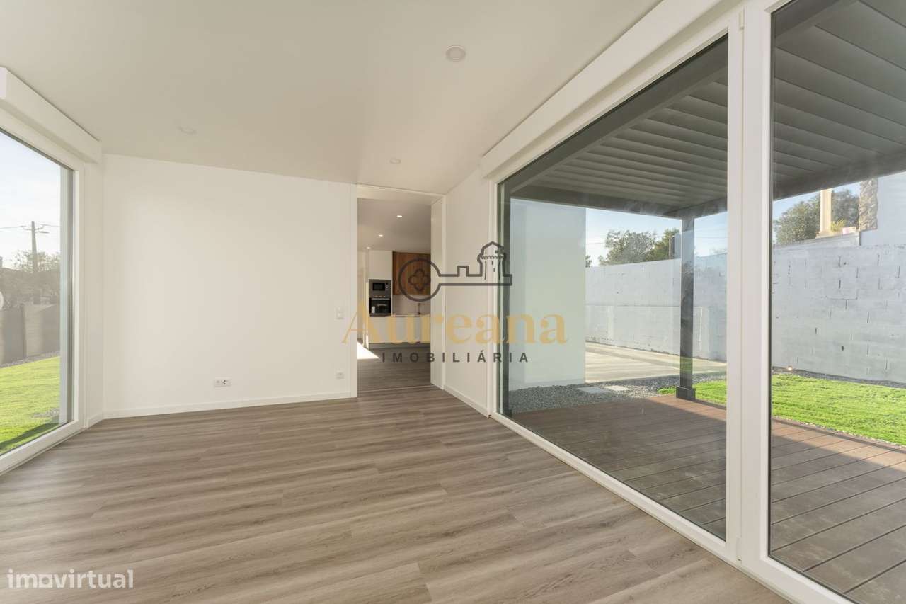Moradia T2 Moderna - Ourém-11