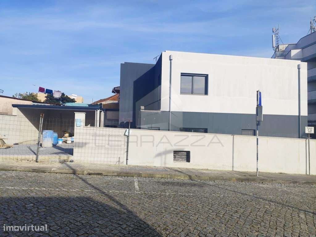 Andar moradia T2-12