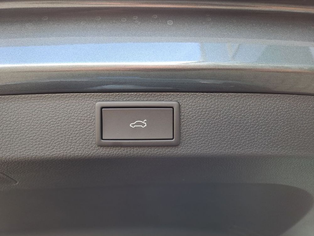 SKODA KAROQ 2.0 TSI 190KM DSG 4x4 SPORTLINE, fabryczny hak, dostępny od ręki