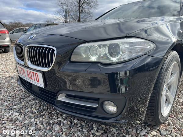 BMW Seria 5 520d xDrive Touring - 2