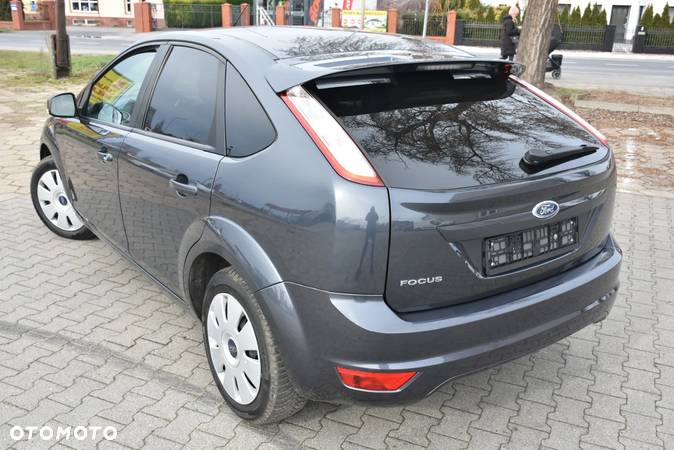 Ford Focus 1.8 FF Ambiente - 4