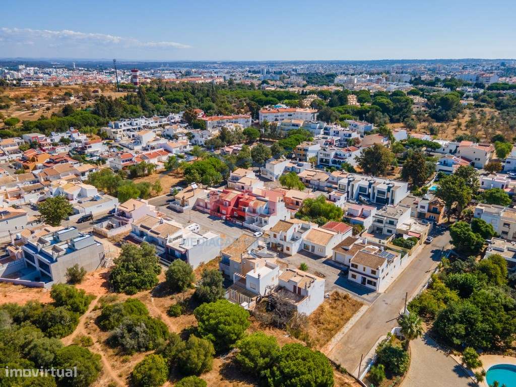 Moradia T3+1 Bemposta-36