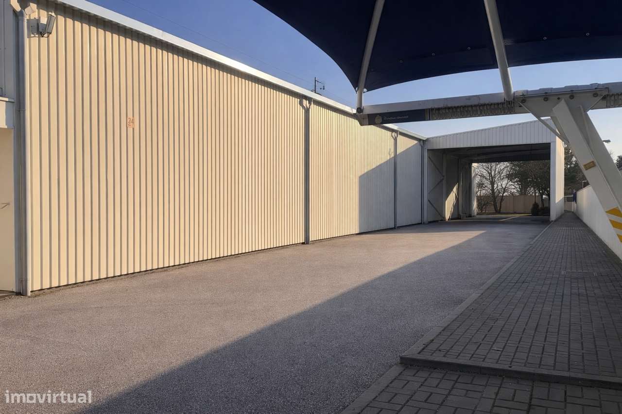 Armazém em Alféloas, Anadia-20