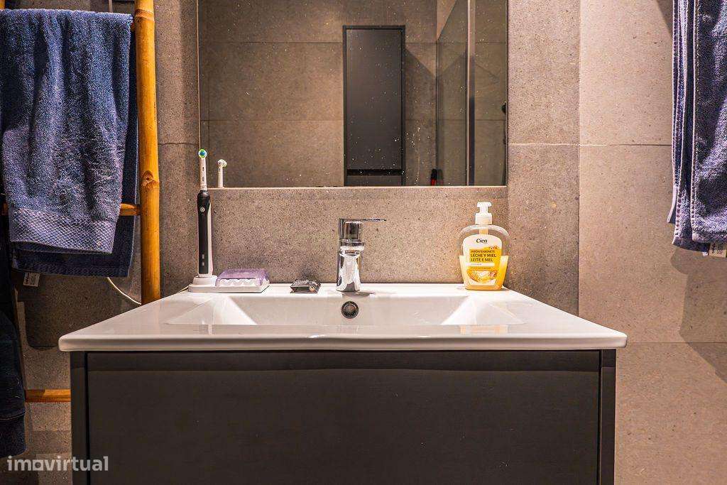 Apartamento T3 em Alfragide com Parqueamento-27