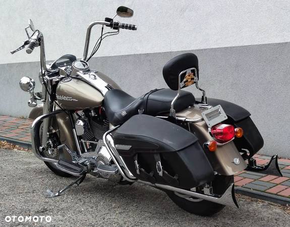 Harley-Davidson Touring Road King - 17