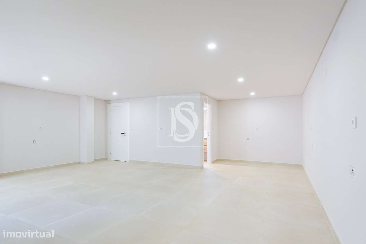 Viva o Conforto e a Elegância num Refúgio Exclusivo em Leceia-26