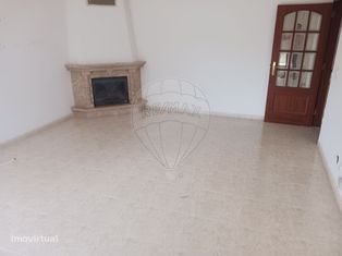 Apartamento T2 para arrendamento