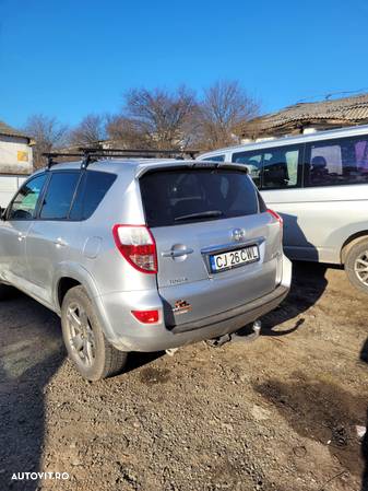 Toyota RAV4 2.2 D-4D AWD Comfort - 3