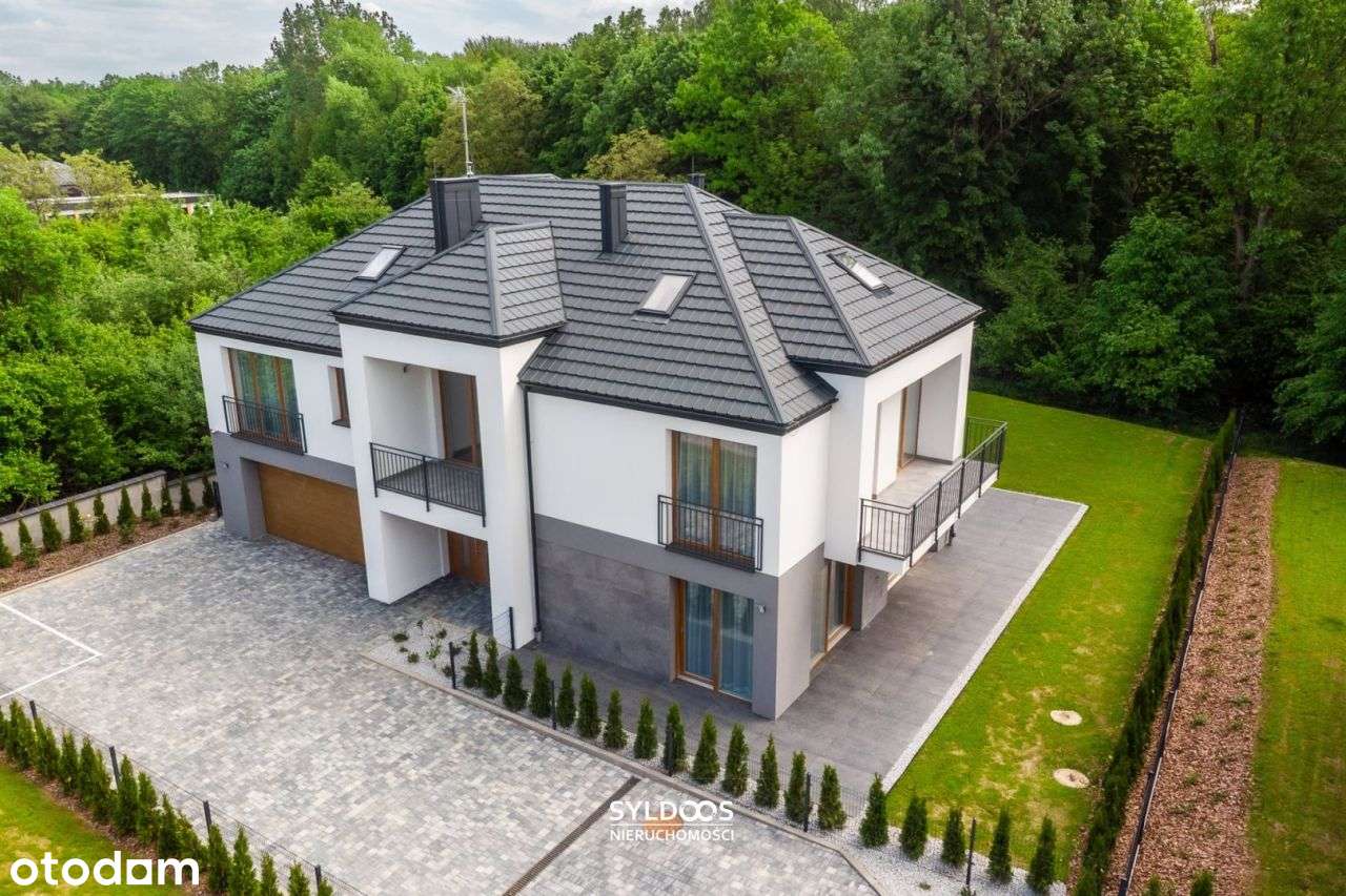 Nowoczesny dom z basenem z 2025r -Lusina przy Isk-2