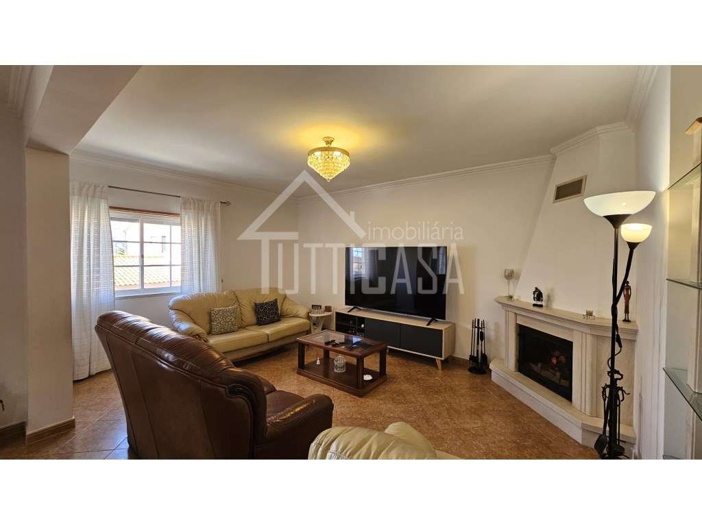 Apartamento T3 com garagem BOX em Alcainça - Grande imagem: 4/52