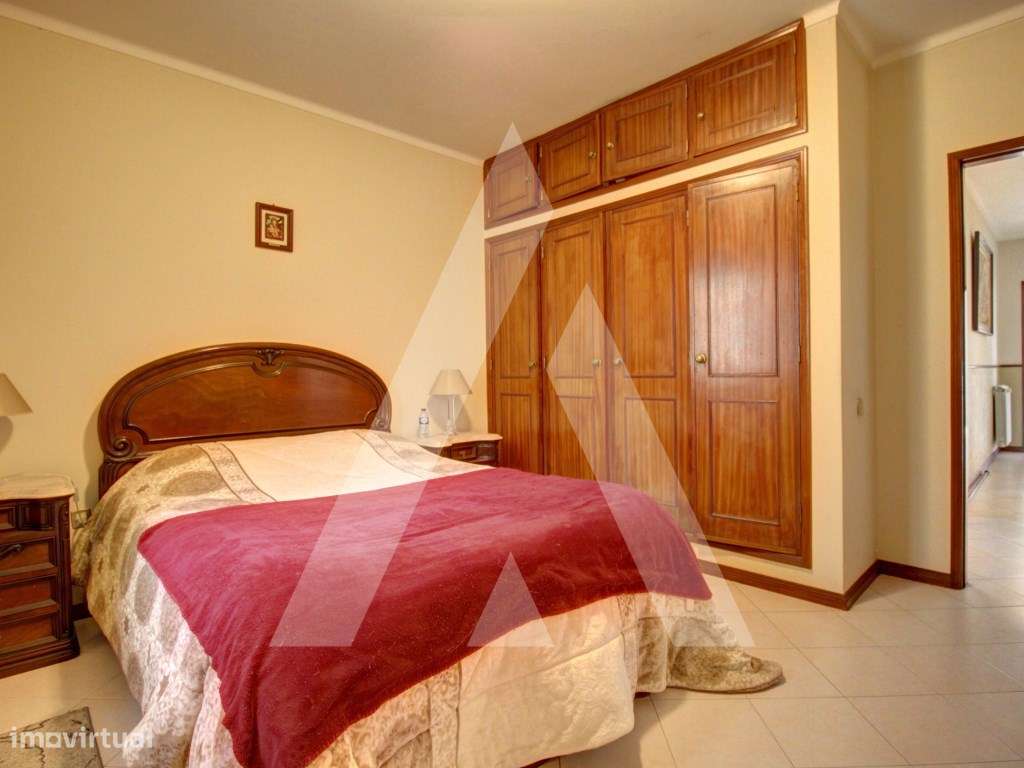 Moradia isolada em Oiã-24