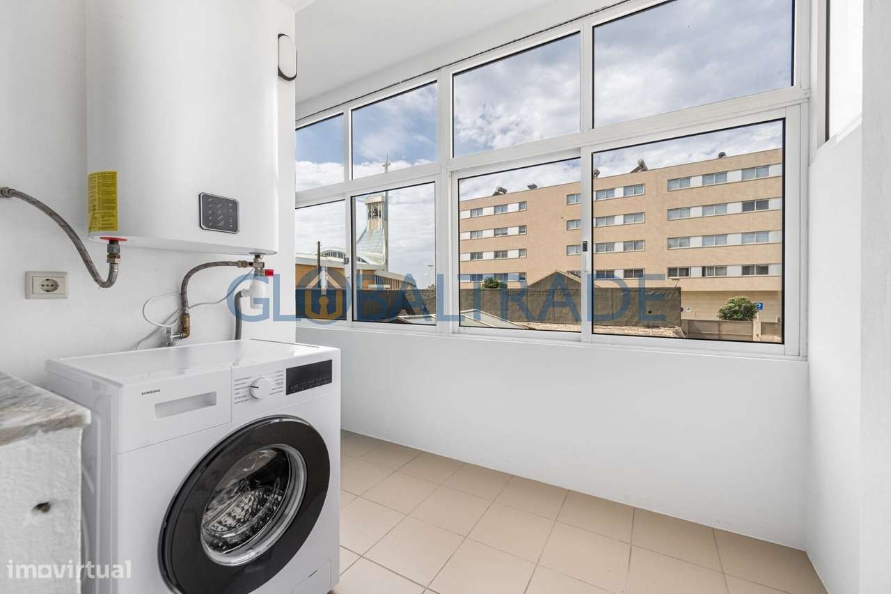 Apartamento T2 Renovado 2º linha de mar - Vila do Conde-2